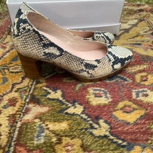 Hispanitas Snakeskin Patterned Heels